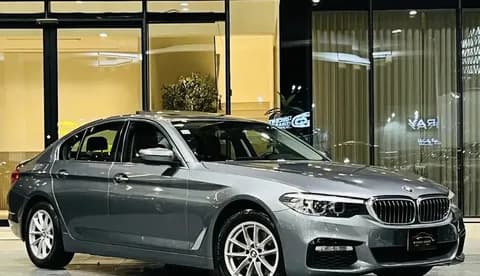 بي إم دبليو الفئة الخامسة - سيدان 2019 مستعملة بي إم دبليو الفئة الخامسة - سيدان 2019 مستعملة used_cars.forSale