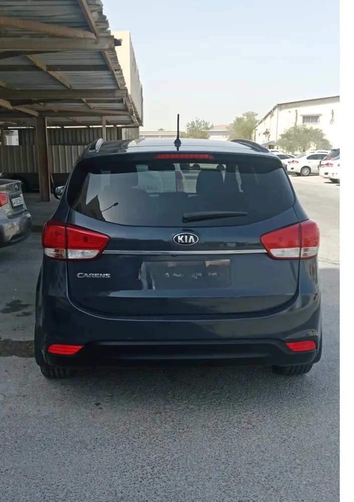 Used Kia Carens 2014