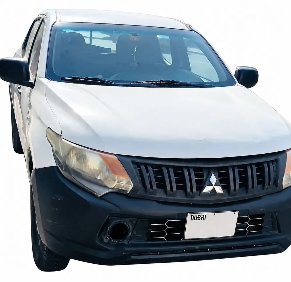ميتسوبيشي أل200 Double Cab 2015 مستعملة