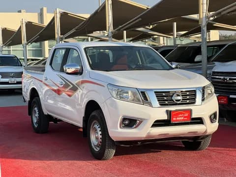 Used Nissan Navara 2.5 SE 2020 Used Nissan Navara 2.5 SE 2020 used_cars.forSale