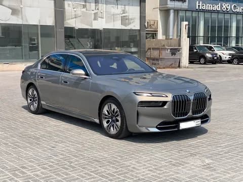 بي إم دبليو 7 سيريز 730Li 2023 مستعملة بي إم دبليو 7 سيريز 730Li 2023 مستعملة used_cars.forSale