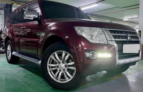 ميتسوبيشي باجيرو 3.8L 5 Door Full 2016 مستعملة ميتسوبيشي باجيرو 3.8L 5 Door Full 2016 مستعملة used_cars.forSale
