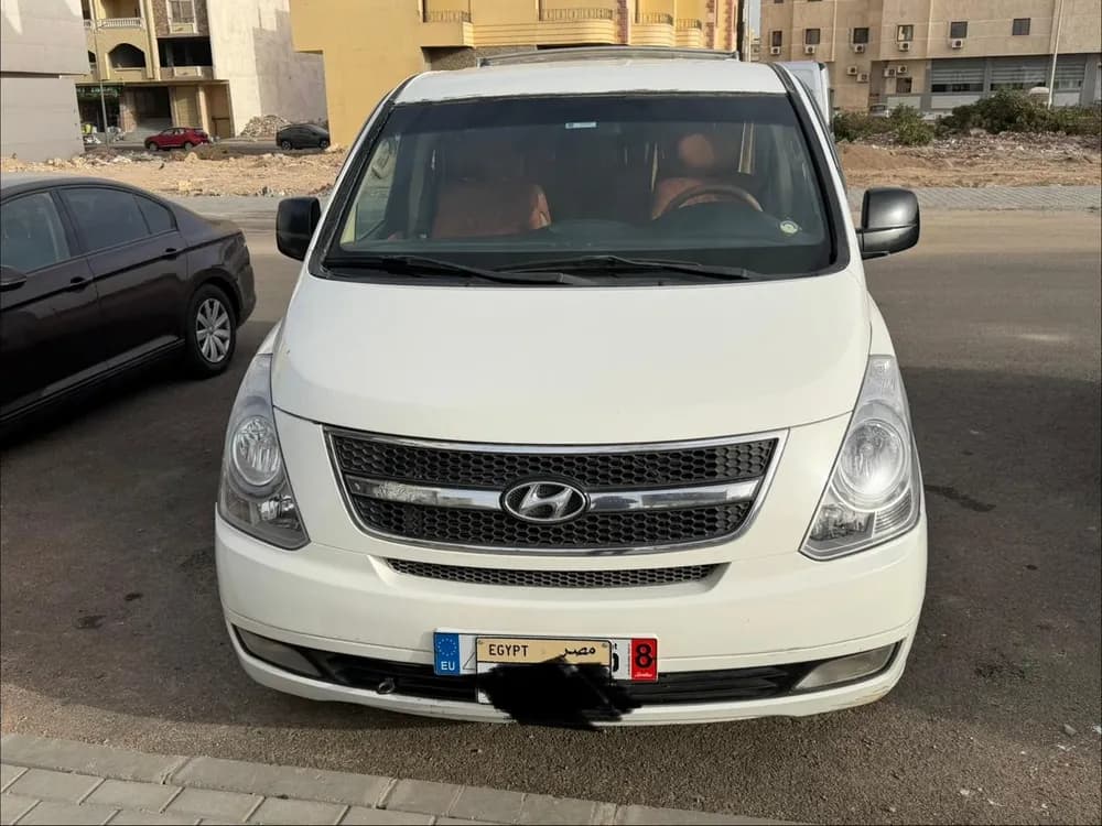 Used Hyundai H1 2016