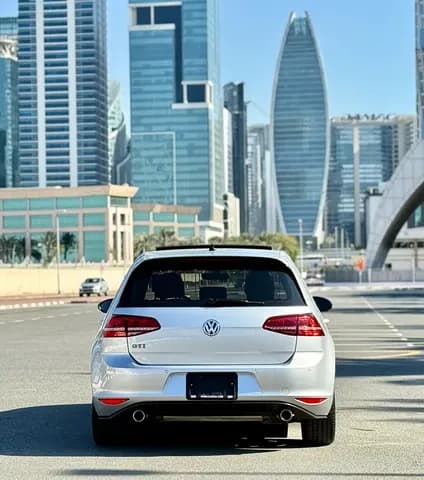 فولكس فاجن جولف جي تي آي Sport 2017 مستعملة فولكس فاجن جولف جي تي آي Sport 2017 مستعملة used_cars.forSale