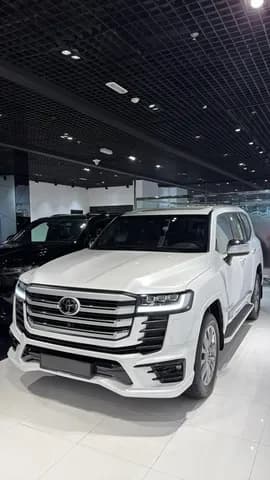 تويوتا لاند كروزر 3-5t-vxr 2026 جديدة