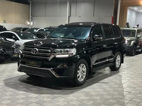 تويوتا لاند كروزر 4.6 GXR 2018 مستعملة تويوتا لاند كروزر 4.6 GXR 2018 مستعملة used_cars.forSale
