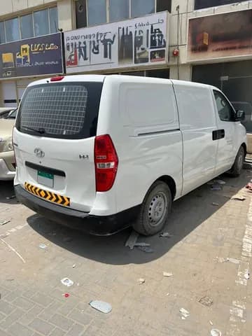 هيونداي أتش1 كارغو فان 3 ركاب 2014 مستعملة هيونداي أتش1 كارغو فان 3 ركاب 2014 مستعملة used_cars.forSale