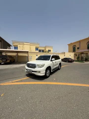Used Toyota Land Cruiser GXR V6 Capsule 2011
