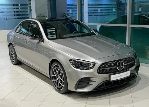مرسيدس بنز الفئة -إي E 300 2021 مستعملة