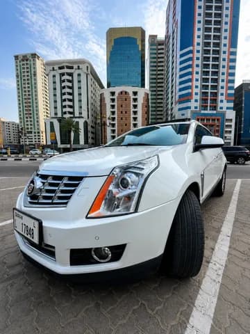 كاديلاك أس آر اكس 3.6L (5 Seater) 2014 مستعملة