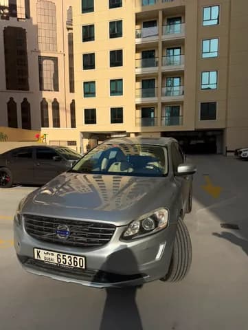 فولفو اكس سي60 T5 Prestige 2014 مستعملة