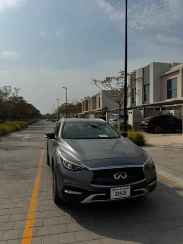 انفينيتي كيو اكس30 2.0T AWD Luxury 2017 مستعملة