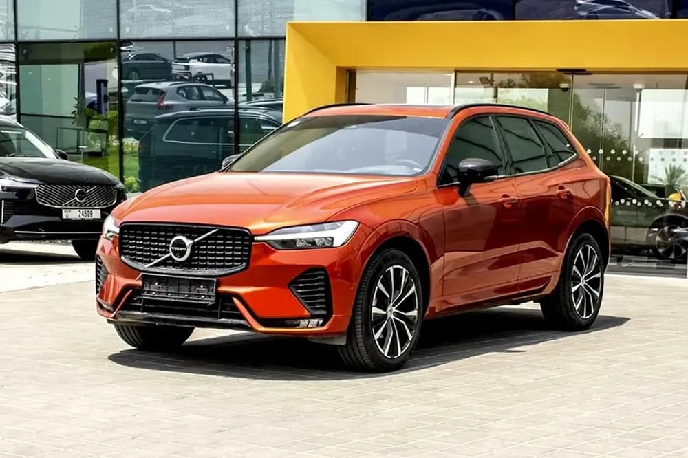 فولفو اكس سي60 2.0T T5 R Design 2024 مستعملة