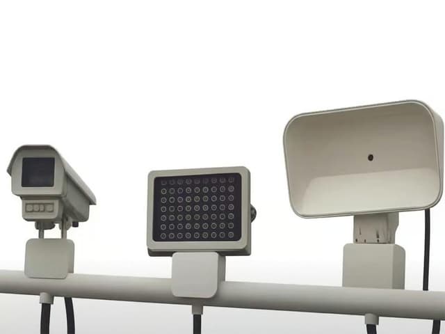 توسعة نظام رادار الضوضاء الذكي في دبي: تفاصيل الغرامات وأهمية النظام للسلامة العامة توسعة نظام رادار الضوضاء الذكي في دبي: تفاصيل الغرامات وأهمية النظام للسلامة العامة